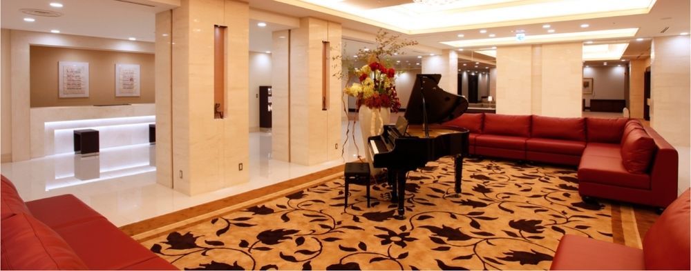 โรงแรมเมโทรโปลิแทน ทาคาซากิ ภายนอก รูปภาพ